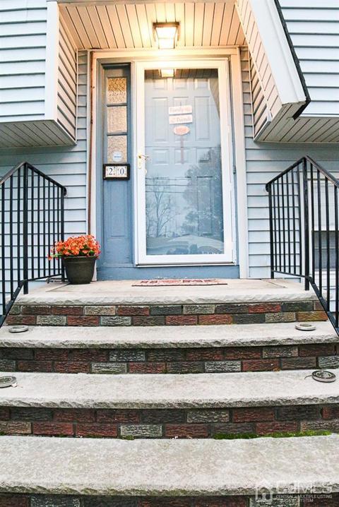20 Harmony Way, Sewaren, NJ 07077 photo 2