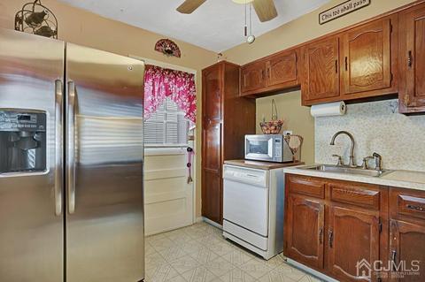 332 Edgeworth St, Middlesex, NJ 08846 photo 12
