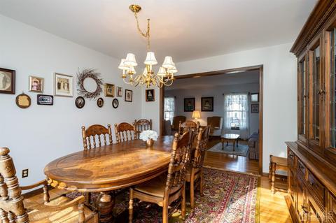 206 Maple St, Middlesex, NJ 08846 photo 11