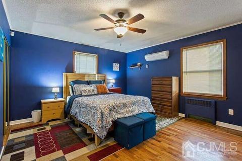 425 Second St, Middlesex, NJ 08846 photo 9