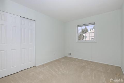 609 Beechwood Ave, Middlesex, NJ 08846 photo 12