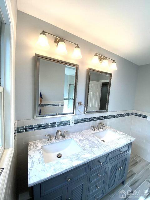 363 Plainfield Rd, Edison, NJ 08820 photo 11