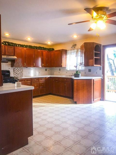 5 Brookside Rd, Edison, NJ 08817 photo 4