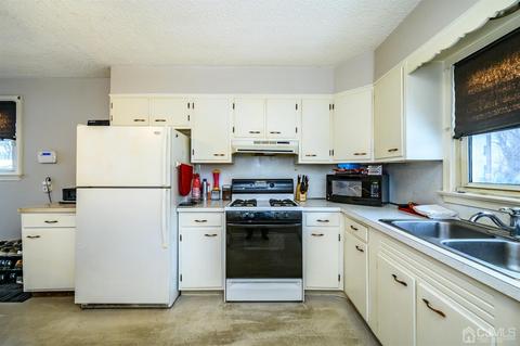 50 Jackson Rd, Berlin, NJ 08009 photo 14