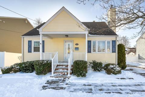 515 Fairview Ave, Middlesex, NJ 08846 photo 2