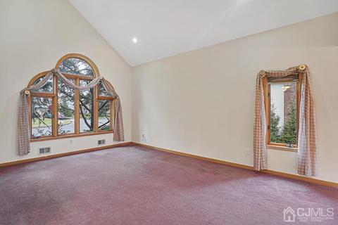 194 Compton Ave, Edison, NJ 08820 photo 5