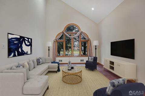 194 Compton Ave, Edison, NJ 08820 photo 1