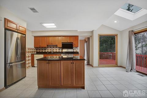194 Compton Ave, Edison, NJ 08820 photo 12
