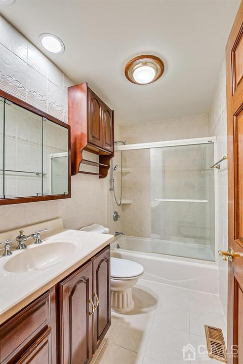 4 Heather Dr, Edison, NJ 08820 photo 28