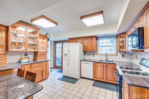 4 Heather Dr, Edison, NJ 08820 photo 14