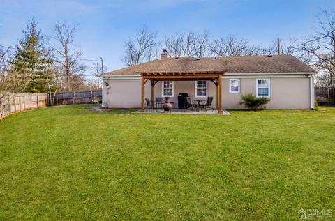 200 Oak Dr, Middlesex, NJ 08846 photo 12