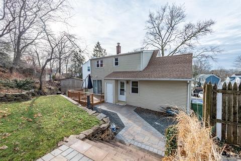 94 First St, Edison, NJ 08837 photo 4