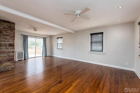 94 First St, Edison, NJ 08837 photo 5