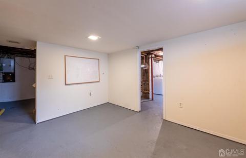 94 First St, Edison, NJ 08837 photo 21