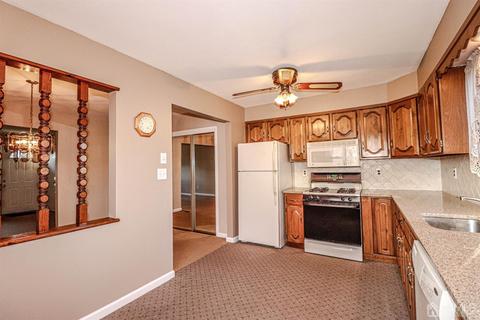 6 Darrell Ct, Edison, NJ 08817 photo 12