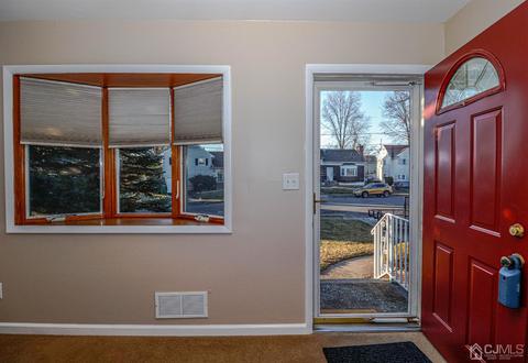 6 Darrell Ct, Edison, NJ 08817 photo 5