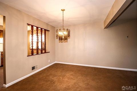 6 Darrell Ct, Edison, NJ 08817 photo 10