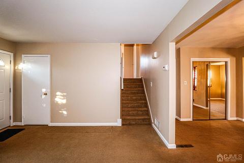 6 Darrell Ct, Edison, NJ 08817 photo 8
