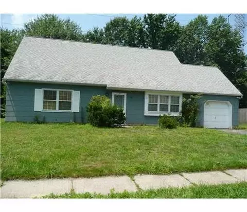 39 Roxy Ave, Edison, NJ 08820 photo 1