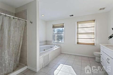 39 Richard Rd, Edison, NJ 08820 photo 20