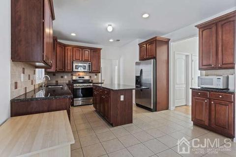 39 Richard Rd, Edison, NJ 08820 photo 9
