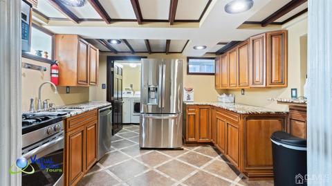 90 Schoder Ave, Woodbridge, NJ 07095 photo 20