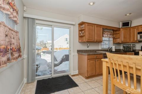 501 Harris Ave, Middlesex, NJ 08846 photo 6