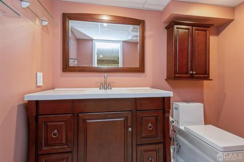 501 Harris Ave, Middlesex, NJ 08846 photo 18