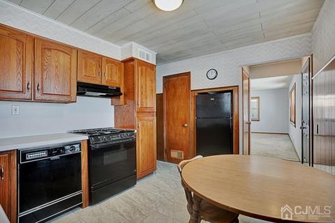 33 Lynn Ave, Middlesex, NJ 08846 photo 8