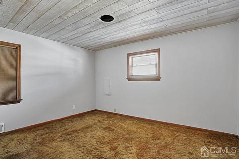 33 Lynn Ave, Middlesex, NJ 08846 photo 9