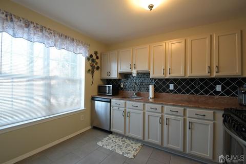 1904 Ridgeview Ct, Parlin, NJ 08859 photo 11