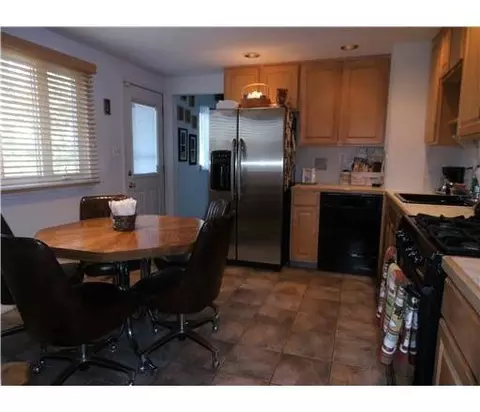 48 Alton Pl, Old Bridge, NJ 08857 photo 6
