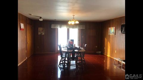22 Stevens Rd, Edison, NJ 08817 photo 2