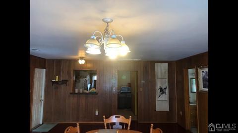 22 Stevens Rd, Edison, NJ 08817 photo 8