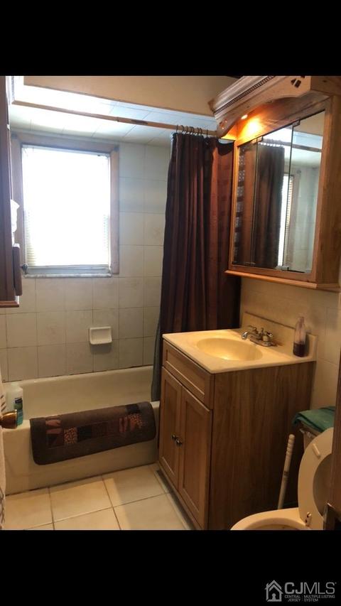22 Stevens Rd, Edison, NJ 08817 photo 5