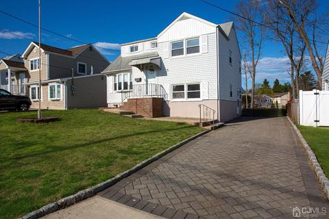 8 Carter Pl, Sayreville, NJ 08859 photo 2