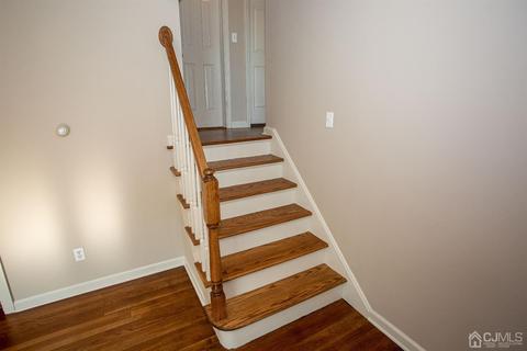 8 Carter Pl, Sayreville, NJ 08859 photo 11