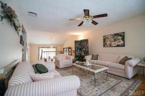9 Library Pl, Edison, NJ 08820 photo 13