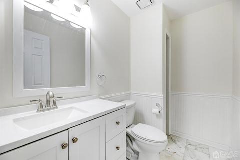 1 Paddock Ct, Edison, NJ 08820 photo 6