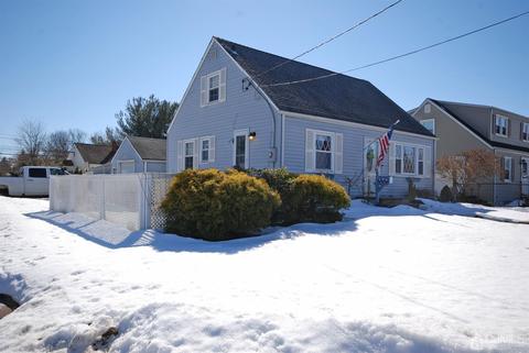 344 Giles Ave, Middlesex, NJ 08846 photo 1