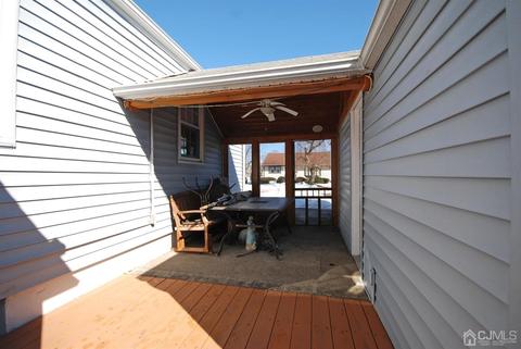 344 Giles Ave, Middlesex, NJ 08846 photo 17