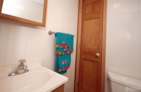 344 Giles Ave, Middlesex, NJ 08846 photo 16