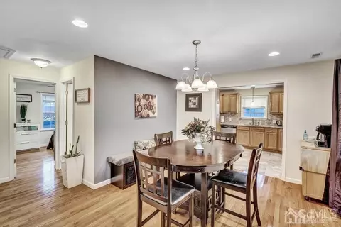 32 Comstock Rd, Edison, NJ 08817 photo 9