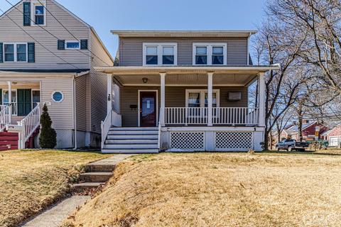 28 Meadow Rd, Edison, NJ 08817 photo 1