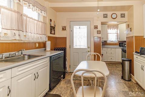 28 Meadow Rd, Edison, NJ 08817 photo 12