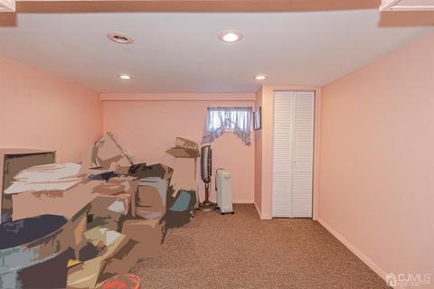 28 Meadow Rd, Edison, NJ 08817 photo 6