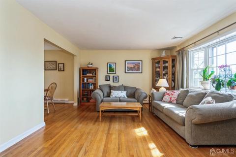 16 Emma Pl, Middlesex, NJ 08846 photo 8