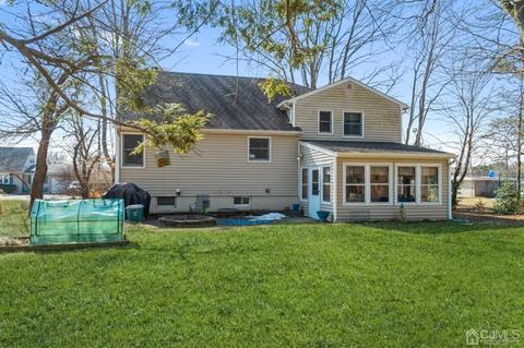 16 Emma Pl, Middlesex, NJ 08846 photo 19