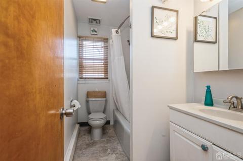 16 Emma Pl, Middlesex, NJ 08846 photo 14