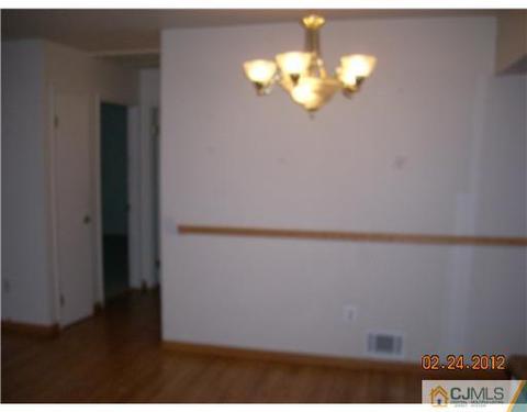 32 Haven Dr, Matawan, NJ 07747 photo 4